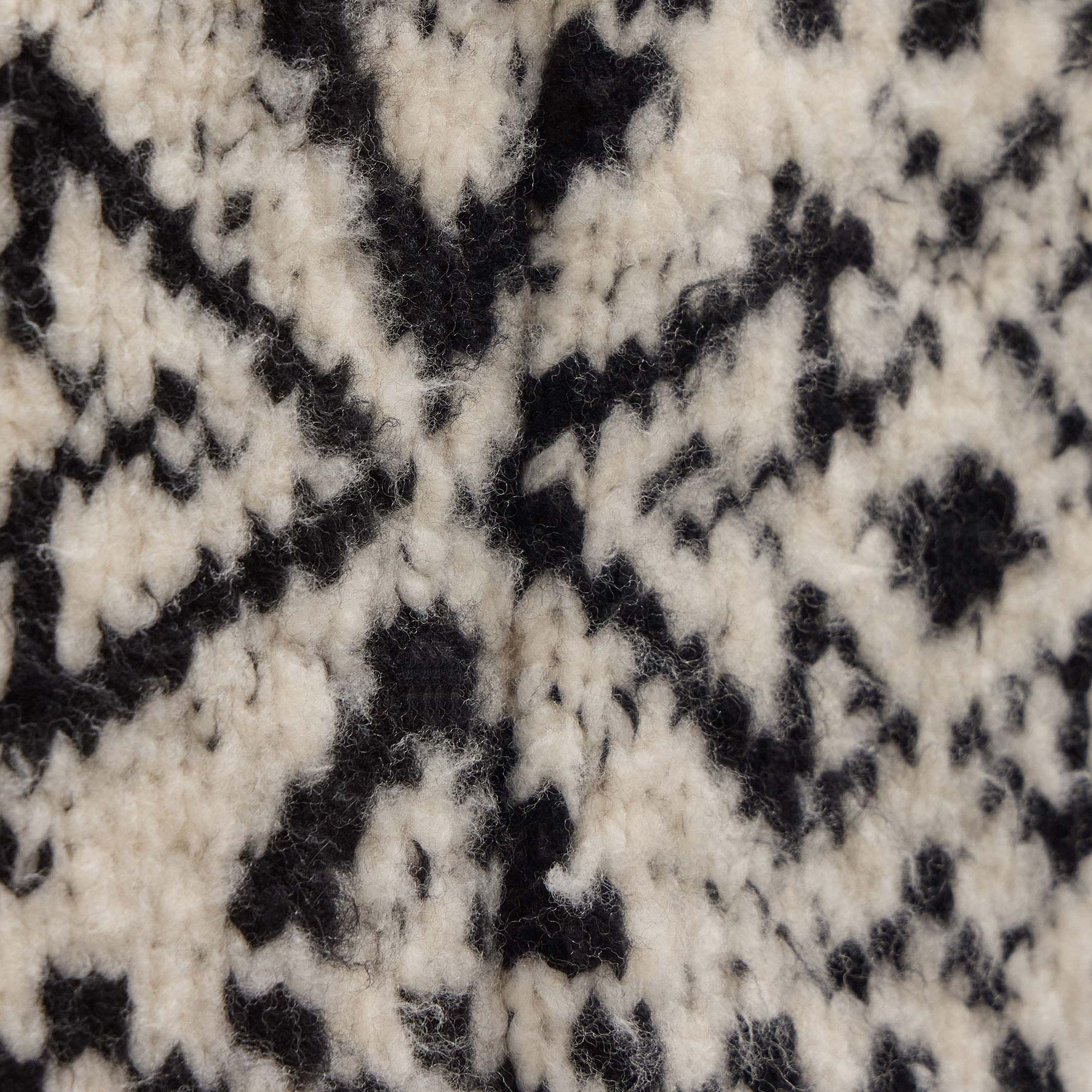 Chalet Intarsia Cardigan - Ivory/Black - Image 6