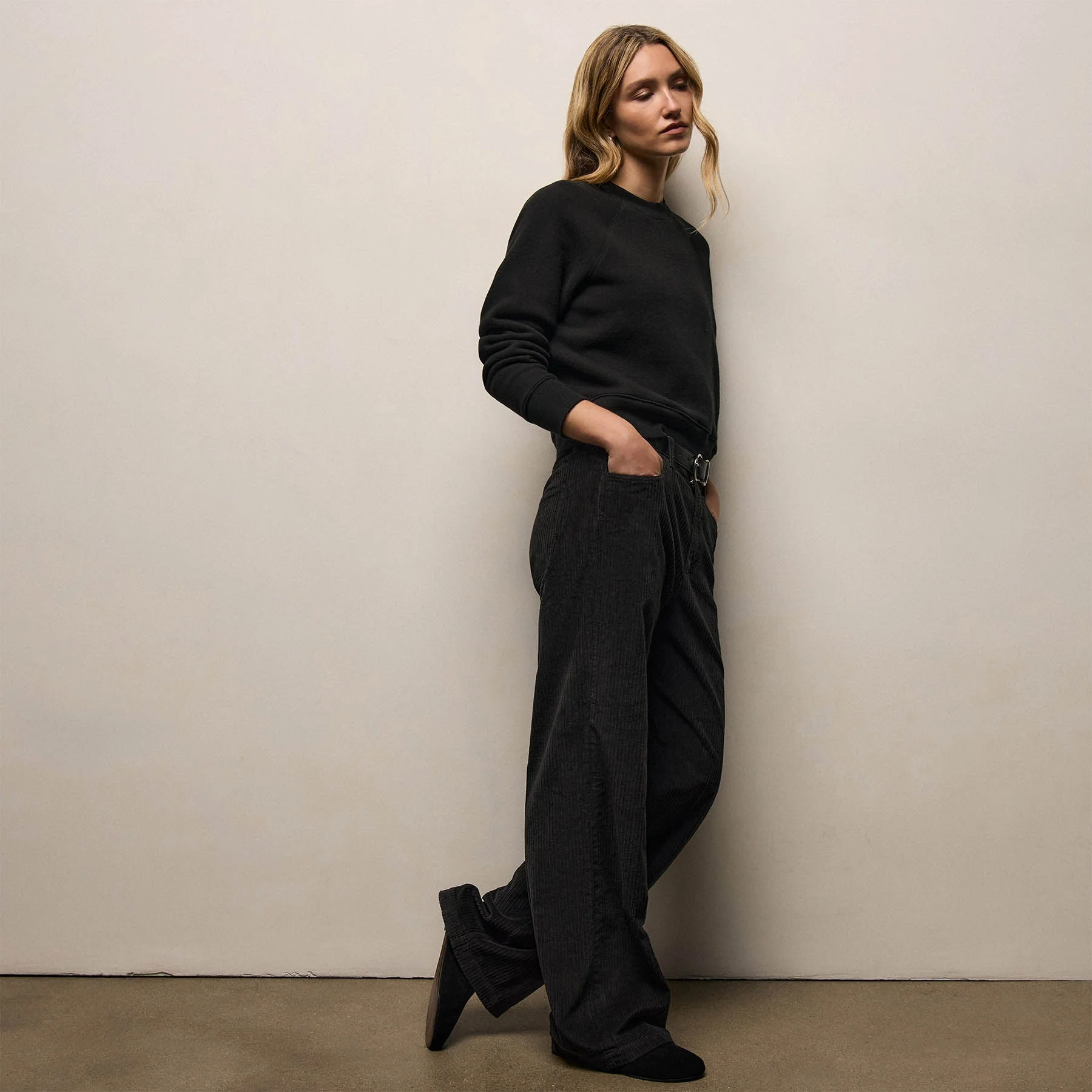 Cozy Fleece Crew - Black - Image 3