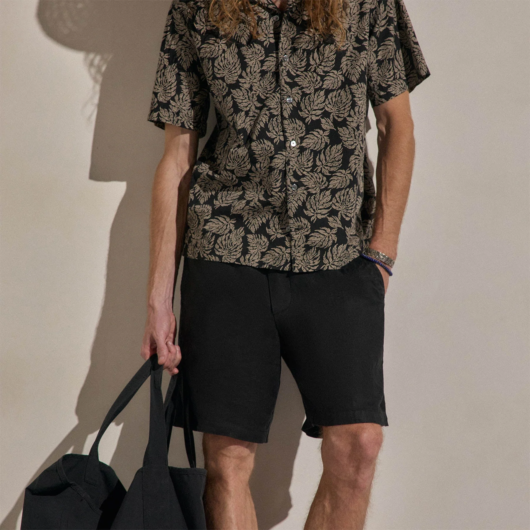 Lightweight Linen Relaxed Short - Black - Image 3