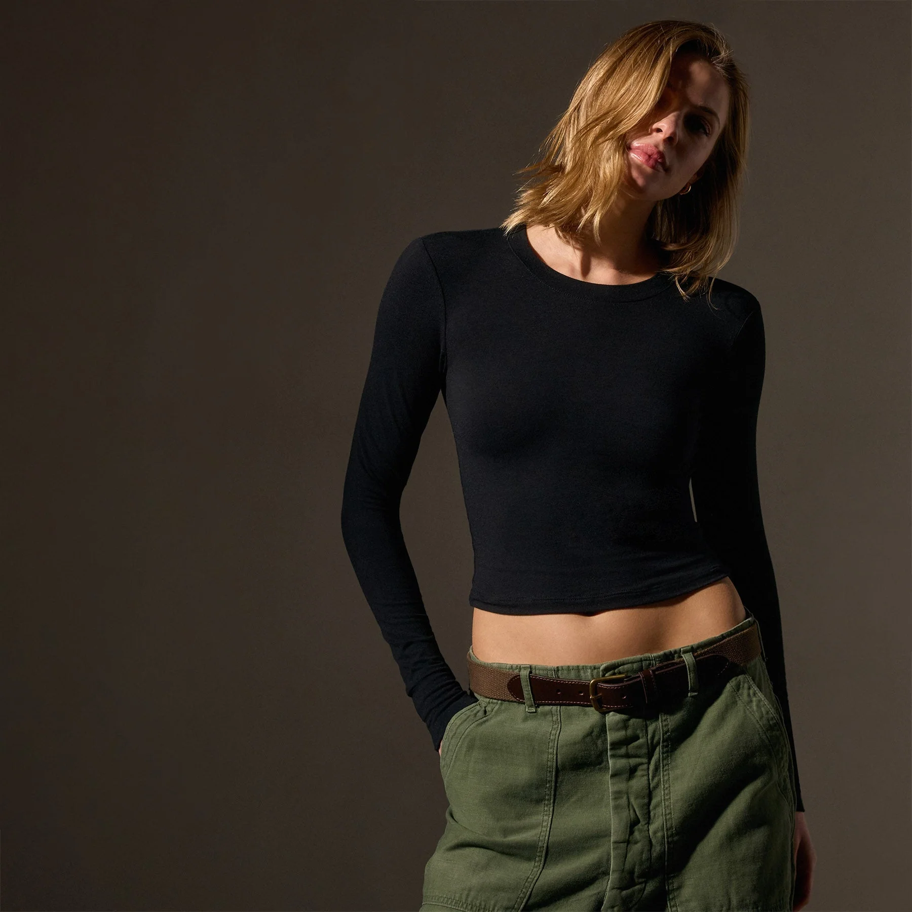 Long Sleeve Cropped Tee - Black - Image 2