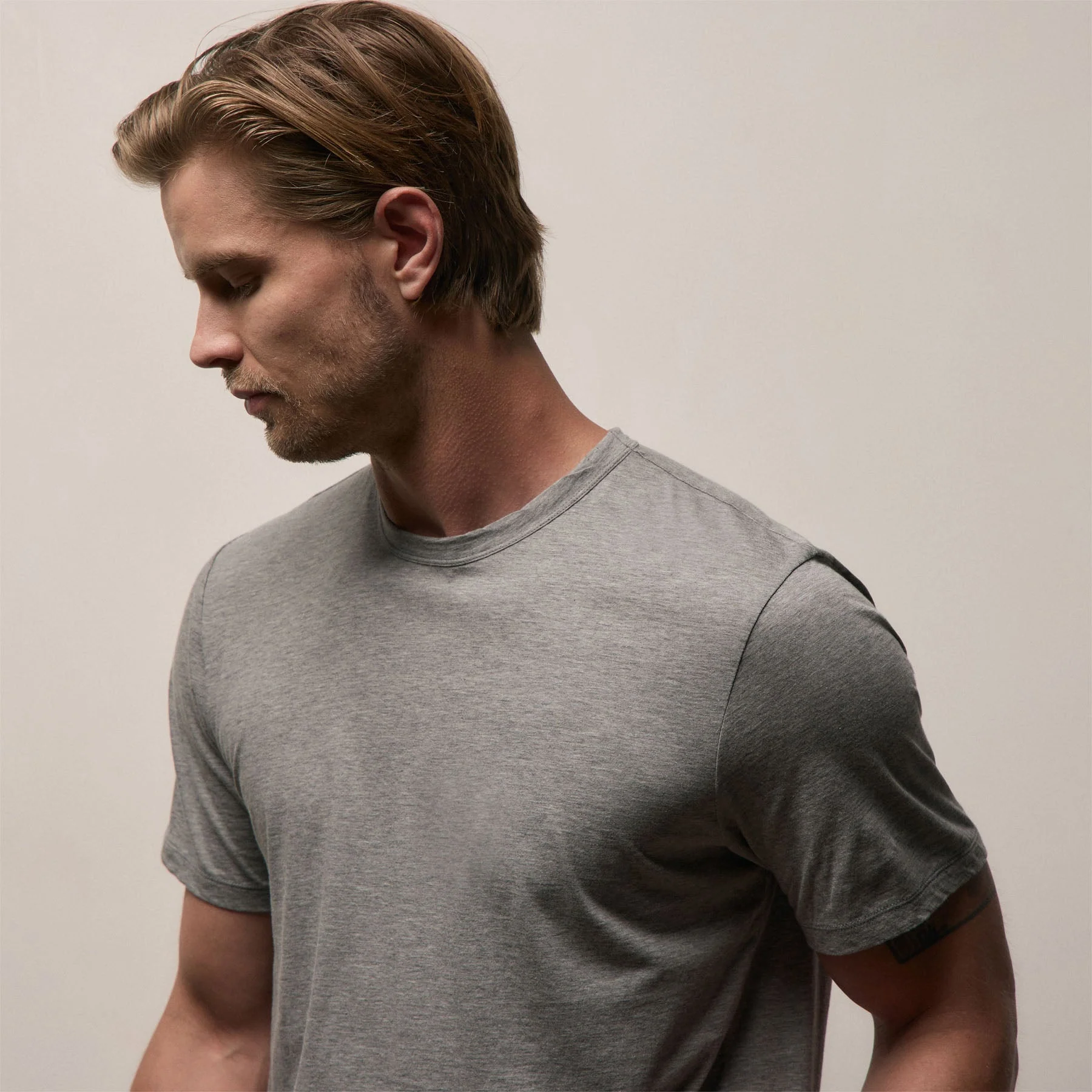 Luxe Lotus Jersey Tee - Heather Grey - Image 4