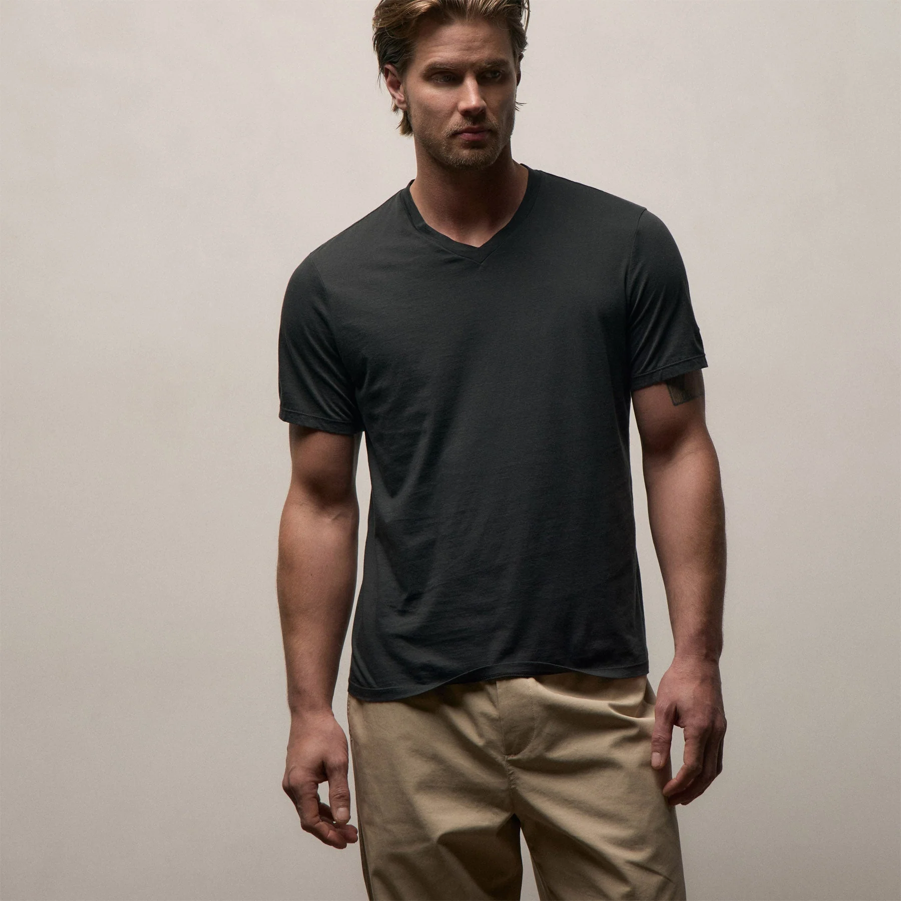 3 Pack Luxe Lotus Jersey V Neck Tee - Black/White/Carbon - Image 5