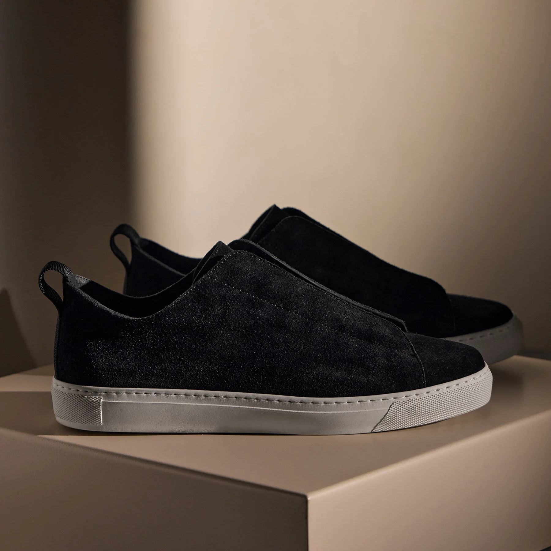 Men's Suede Solstice Sneaker - Black - Image 4