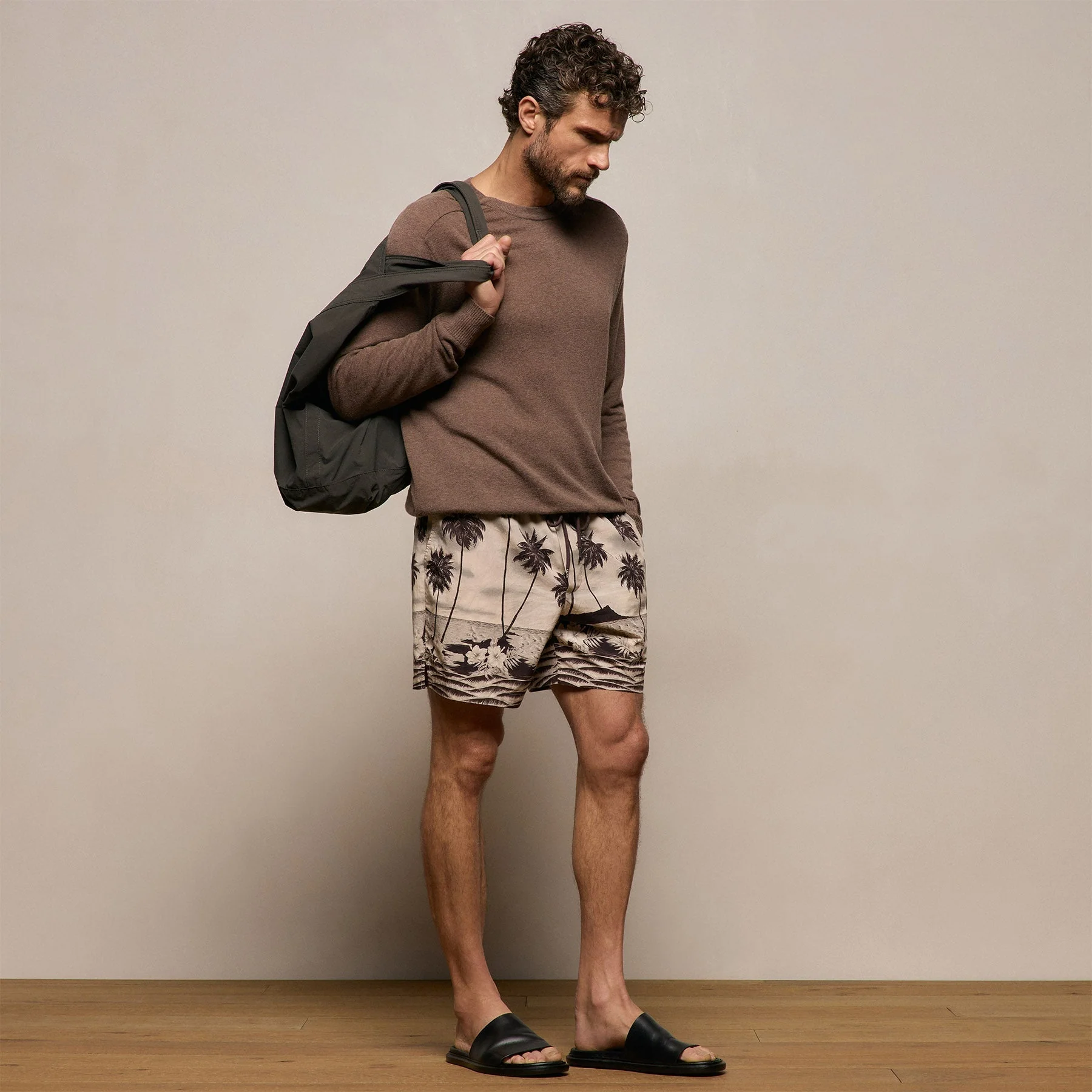 Palm Printed Short - Stone