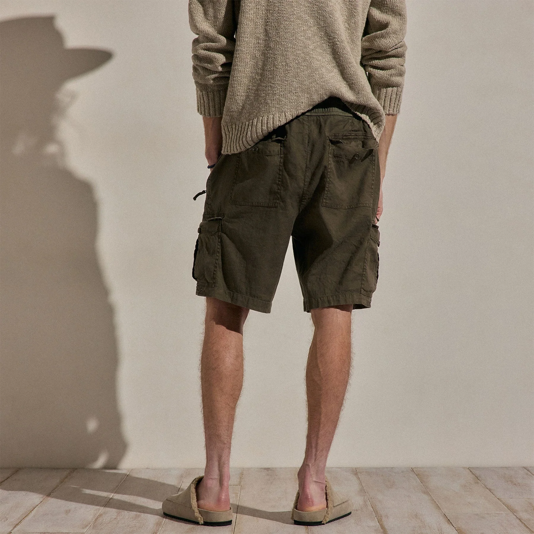 Parachute Linen Cotton Cargo Short - Army Green Pigment - Image 4