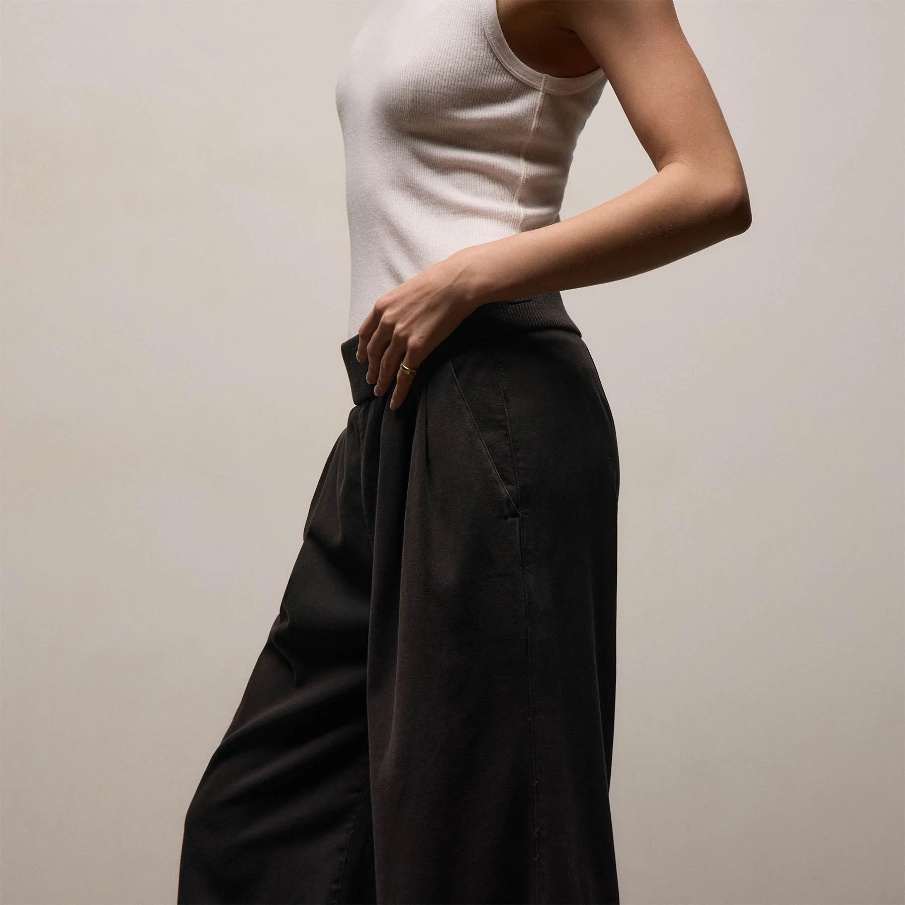 Ribbed Waist Wide Leg Pant - Black - Image 3