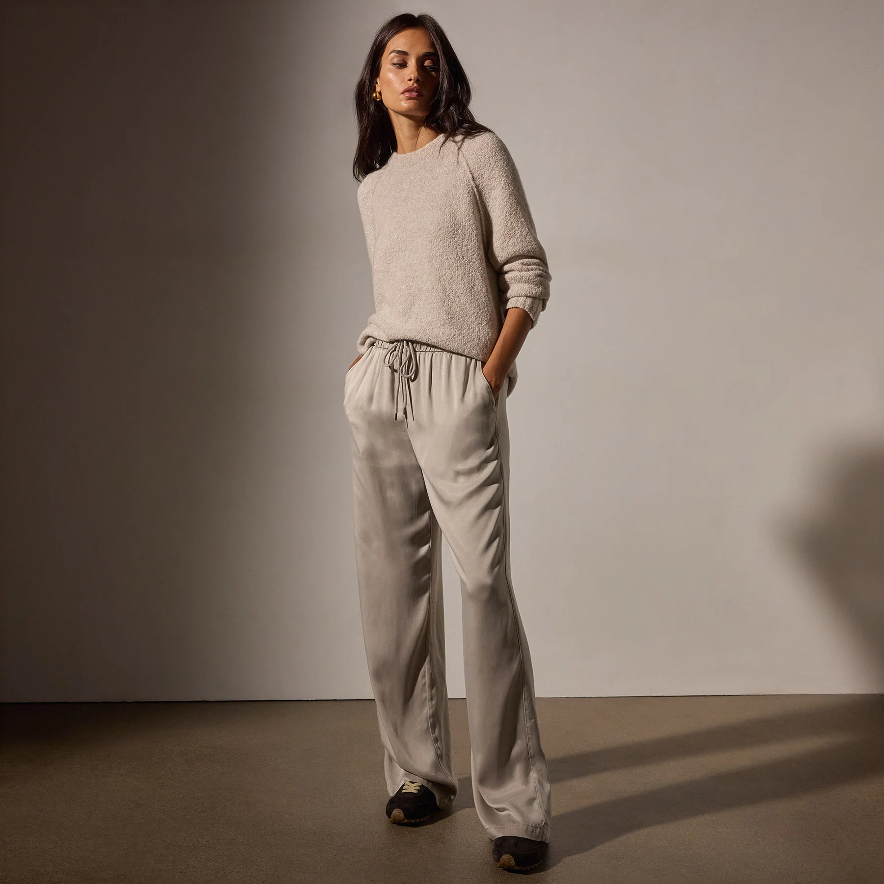Satin Wide Leg Pant - Putty Pigment - Image 2