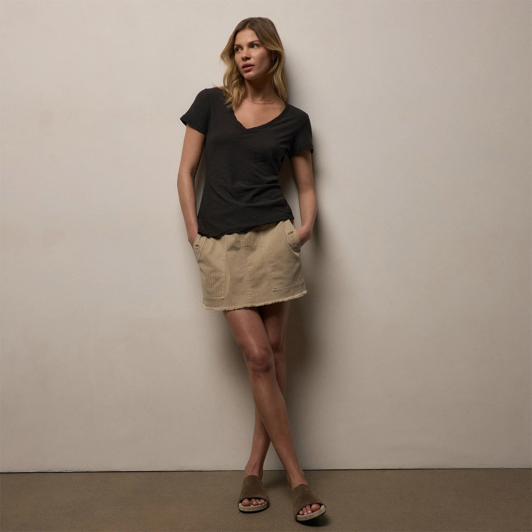 Sheer Slub V Neck - Carbon - Image 7