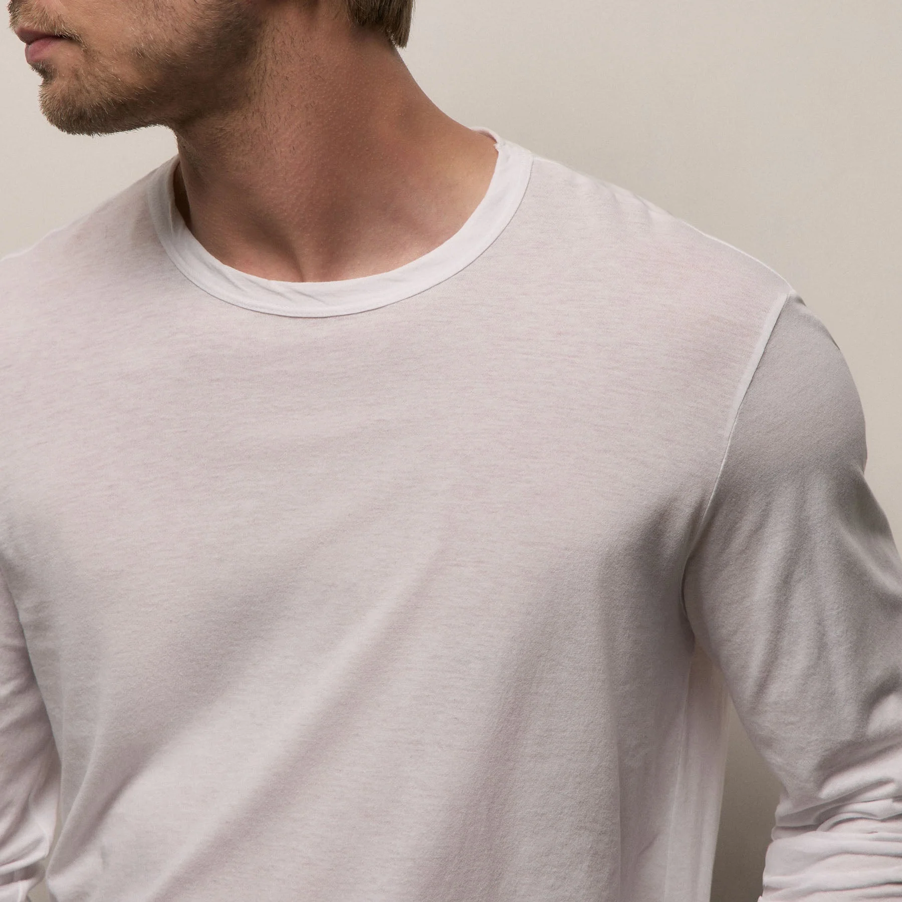 Shirttail Hem Crew - White - Image 3