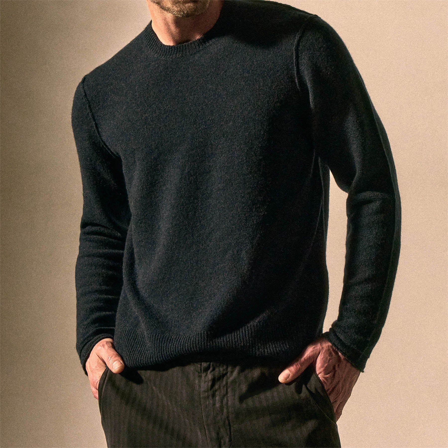 Soft Featherweight Cashmere Crew - Coal - Image 2