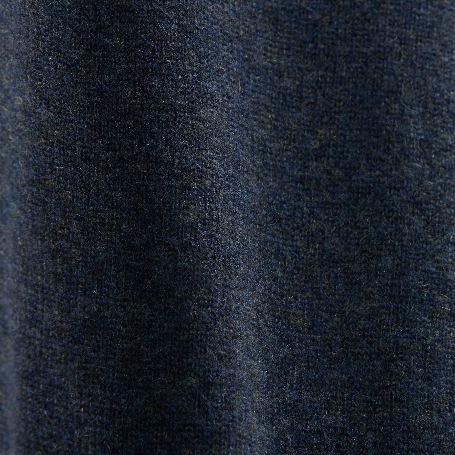 Soft Featherweight Cashmere Crew - Coal - Image 4