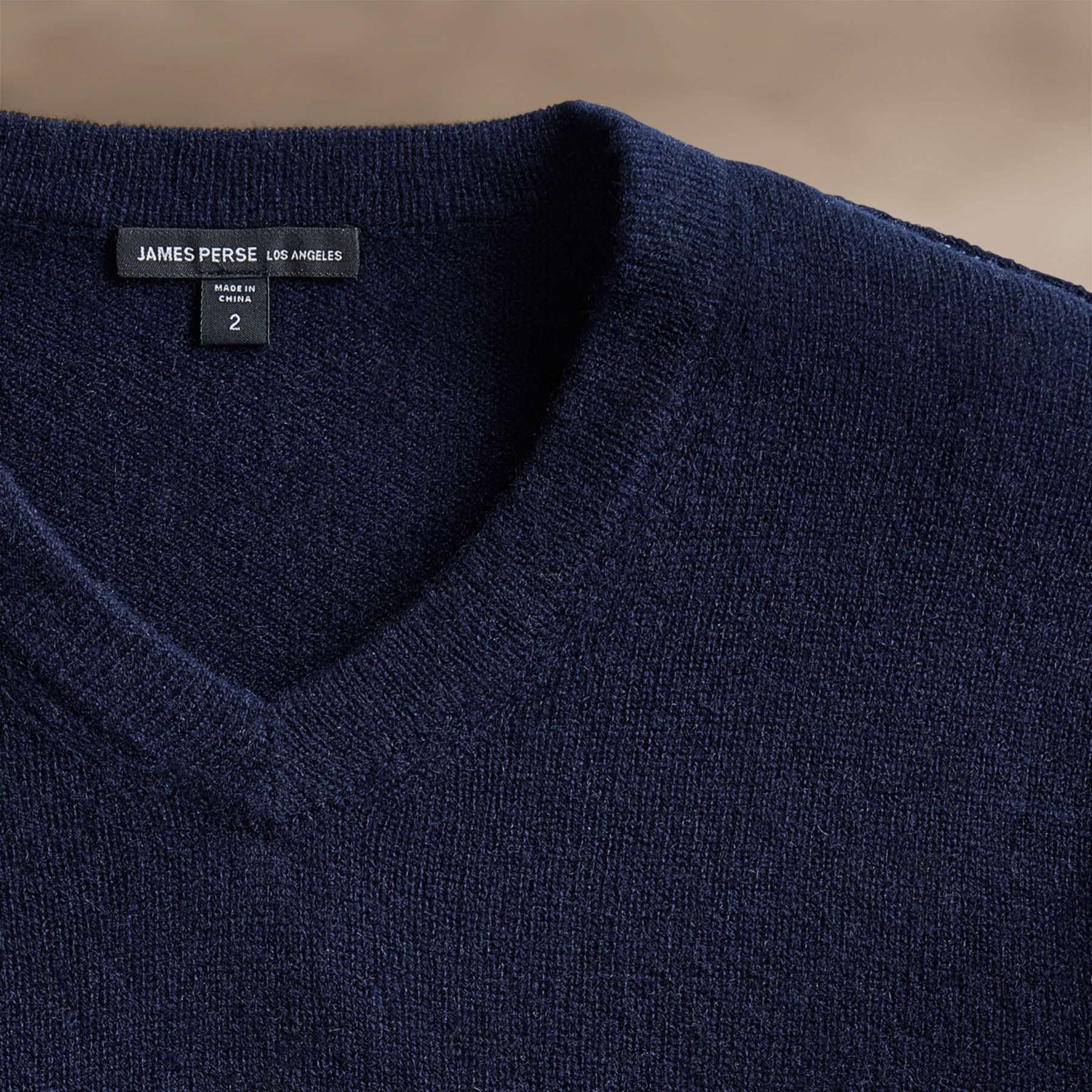 Soft Featherweight Cashmere V Neck - Navy - Image 3
